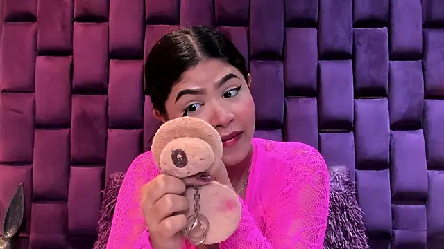Snapshot of MilaRiva chatting on 06.07.26 MilaRiva online show from 06.07.26