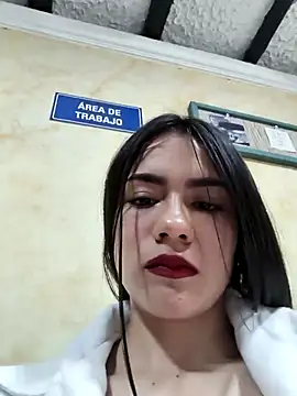 CHARLOTTE  05 online show from 10.17.25