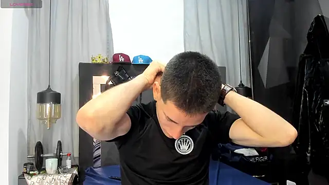 HunterHeat  online show from 04.19.26