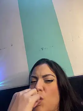 Snapshot of alilith chatting on 02.12.26 alilith online show from 02.12.26