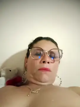 Snapshot of Ilovejad chatting on 09.26.25 Ilovejad online show from 09.26.25