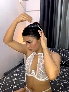 Snapshot of AngelHille chatting on 11.03.25 AngelHille online show from 11.03.25