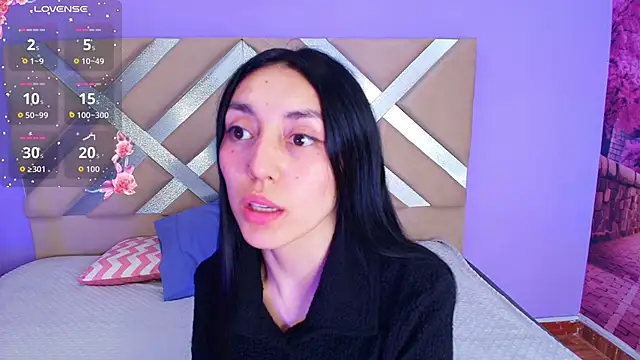 Snapshot of Laia_and_Damian chatting on 09.18.25 Laia and Damian online show from 09.18.25