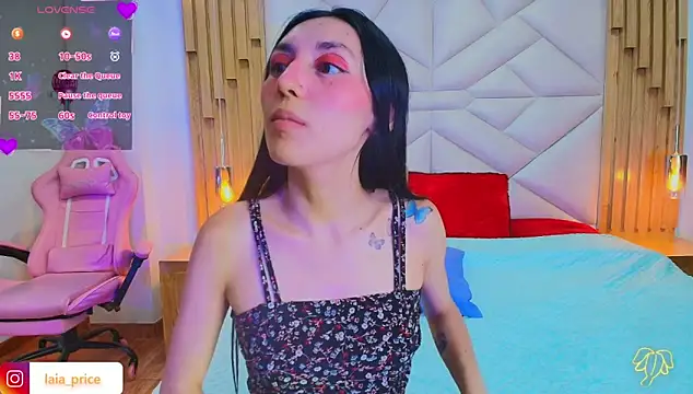 Snapshot of Laia_and_Damian chatting on 10.07.25 Laia and Damian online show from 10.07.25