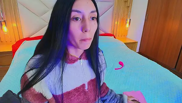 Snapshot of Laia_and_Damian chatting on 10.10.25 Laia and Damian online show from 10.10.25