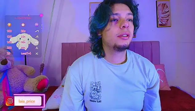 Snapshot of Laia_and_Damian chatting on 11.29.25 Laia and Damian online show from 11.29.25