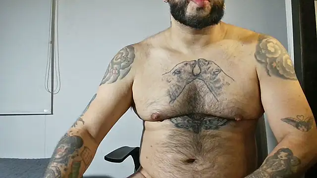 DaddyBear   online show from 09.13.25