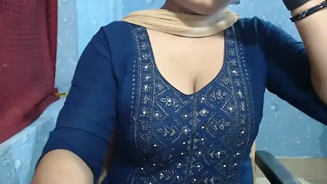 Snapshot of Bangla_sexy_rani chatting on 11.22.25 Bangla sexy rani online show from 11.22.25