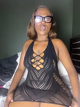 Moonzy77 online show from 02.27.26