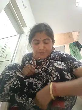 LUCKY cut online show from 03.11.26