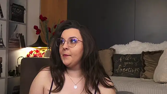 Mia Swano online show from 02.07.26