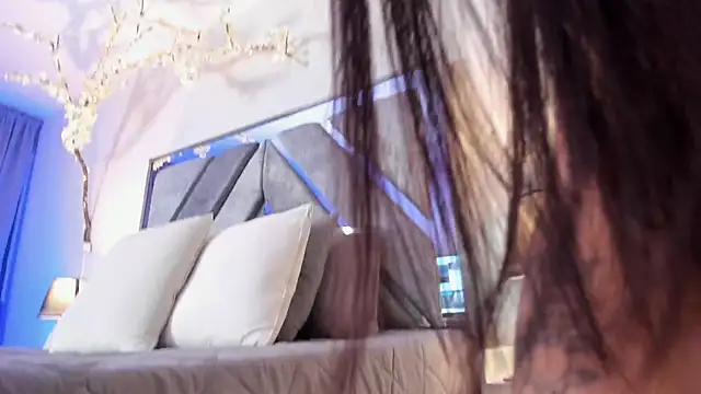 Snapshot of jasmincollin_ chatting on 10.07.25 jasmincollin online show from 10.07.25