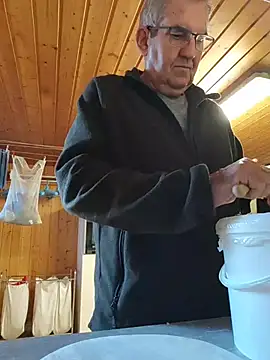 Oldmenhot66 online show from 11.06.25