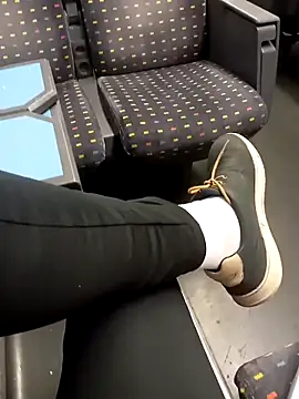 Snapshot of YourBigOne20 chatting on 10.19.25 YourBigOne20 online show from 10.19.25