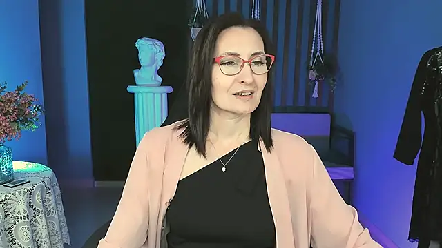 UnaTerra online show from 10.13.25