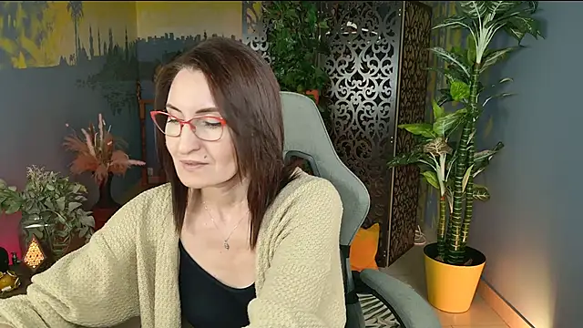 UnaTerra online show from 11.04.25