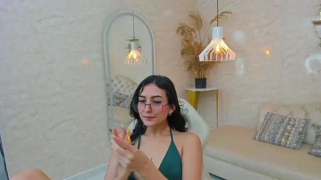 Snapshot of ValerySkinnyy chatting on 02.03.26 ValerySkinnyy online show from 02.03.26