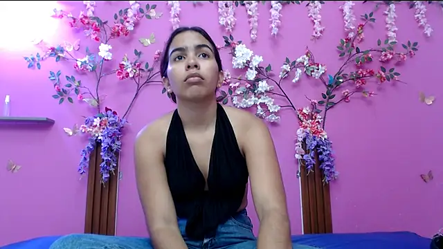 skinnysofia18 online show from 05.08.26