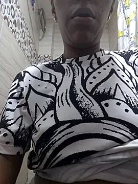 Snapshot of Kristal_Bronw_Lawren chatting on 09.10.25 Kristal Bronw Lawren online show from 09.10.25