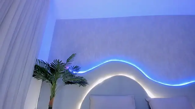 CannelaSmith online show from 04.15.26