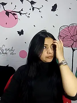 ValerieLove  online show from 10.15.25