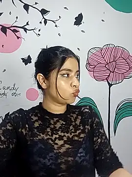 ValerieLove  online show from 10.21.25