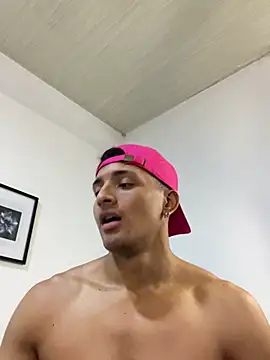 Snapshot of Smith_Fitness chatting on 04.30.26 Smith Fitness online show from 04.30.26