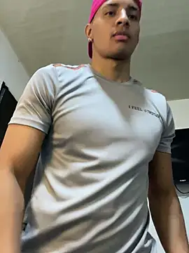 Snapshot of Smith_Fitness chatting on 05.17.26 Smith Fitness online show from 05.17.26