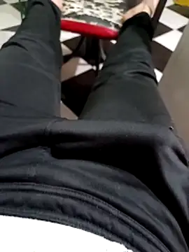 anis3g4 online show from 12.04.25