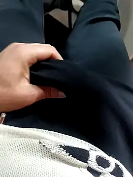 anis3g4 online show from 12.05.25