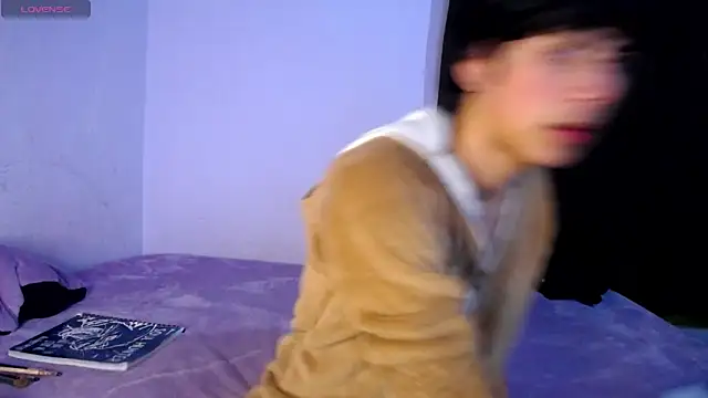 DaraKat18 online show from 12.04.25