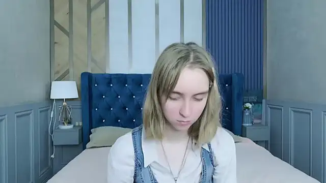 Beverly Gomes online show from 09.10.25