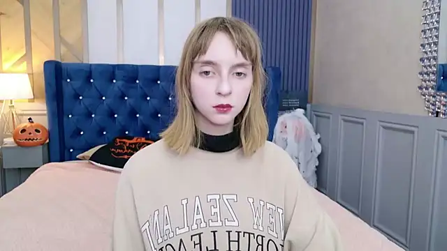 Beverly Gomes online show from 11.05.25