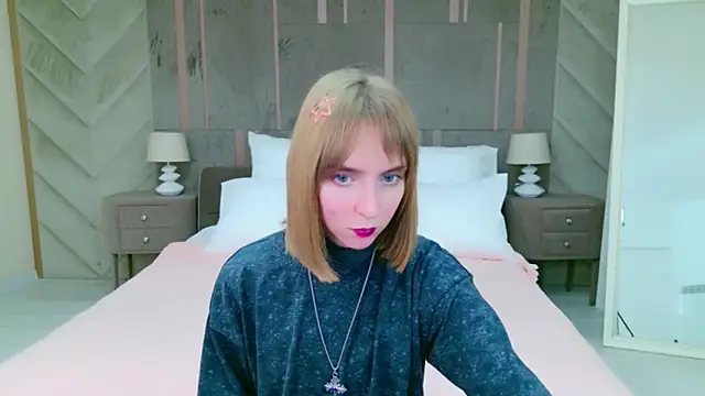 Beverly Gomes online show from 12.04.25