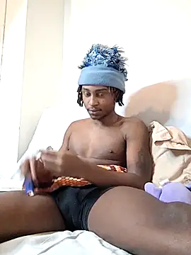 Snapshot of DarkSkinStroker chatting on 02.15.26 DarkSkinStroker online show from 02.15.26