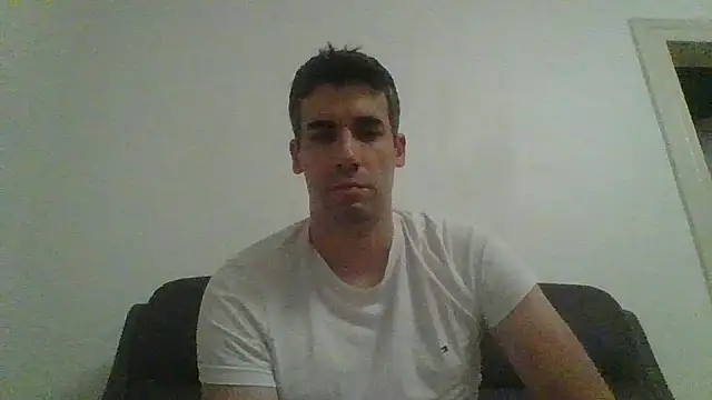 JulioIsHere4you online show from 09.21.25