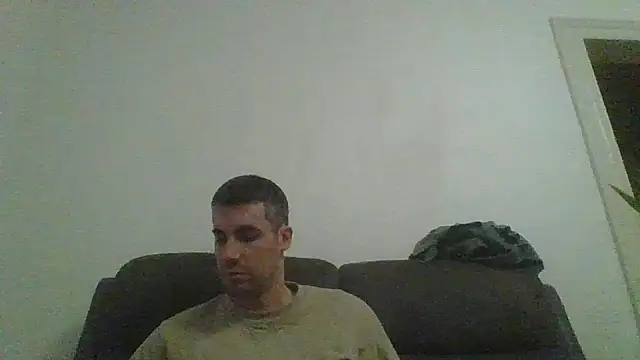 JulioIsHere4you online show from 12.16.25