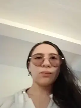 Snapshot of Bella_Sumers chatting on 07.01.26 Bella Sumers online show from 07.01.26
