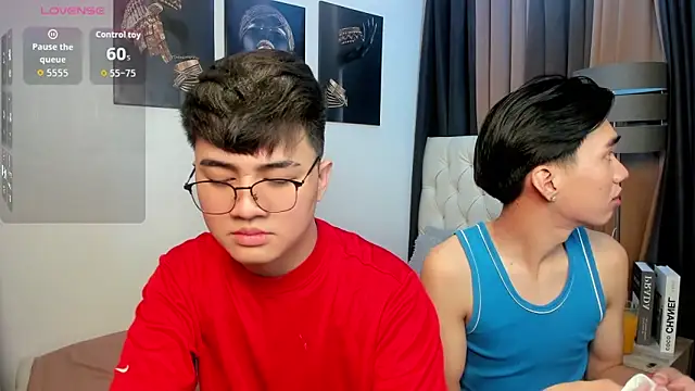 Snapshot of KentAivan chatting on 09.13.25 KentAivan online show from 09.13.25