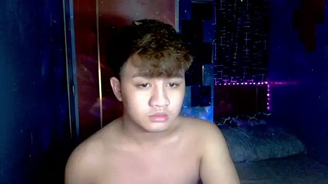 Snapshot of KentAivan chatting on 02.05.26 KentAivan online show from 02.05.26