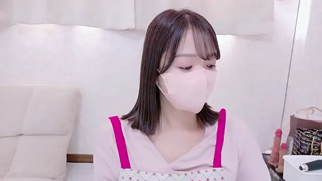 Snapshot of Mayu_o19o chatting on 01.18.26 Mayu o19o online show from 01.18.26