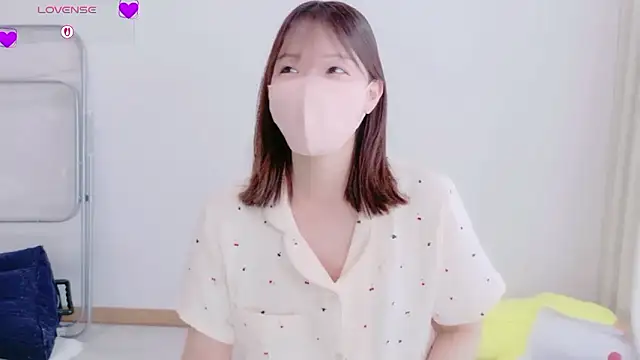 Mayu o19o online show from 06.04.26
