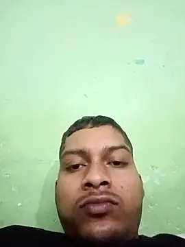 Snapshot of sexy_couple_38 chatting on 10.18.25 sexy couple 38 online show from 10.18.25