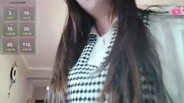 Snapshot of Diva_VVN chatting on 02.28.26 Diva VVN online show from 02.28.26