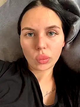 ksenia123 online show from 10.17.25