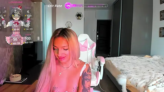 Snapshot of Anya_Belle chatting on 10.10.25 Anya Belle online show from 10.10.25