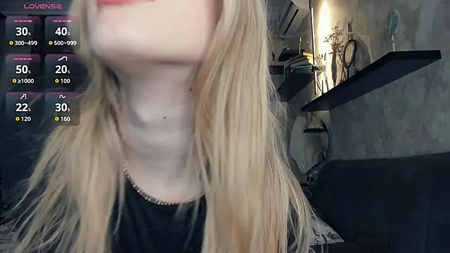 Snapshot of FrancisBivona chatting on 11.28.25 FrancisBivona online show from 11.28.25