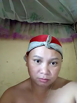 -Kitty-92 online show from 11.17.25