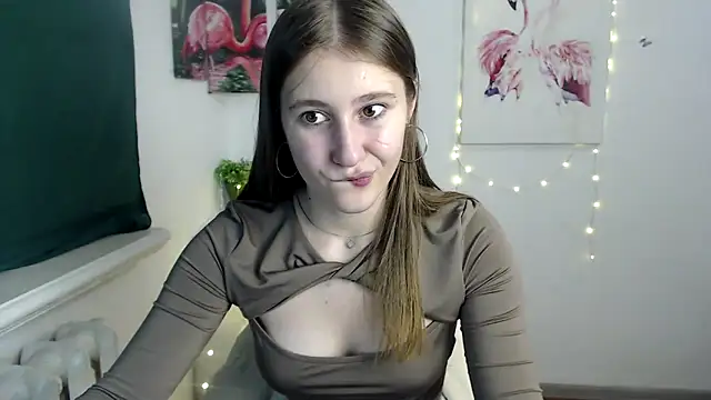 Snapshot of Milka_kamila chatting on 10.22.25 Milka kamila online show from 10.22.25