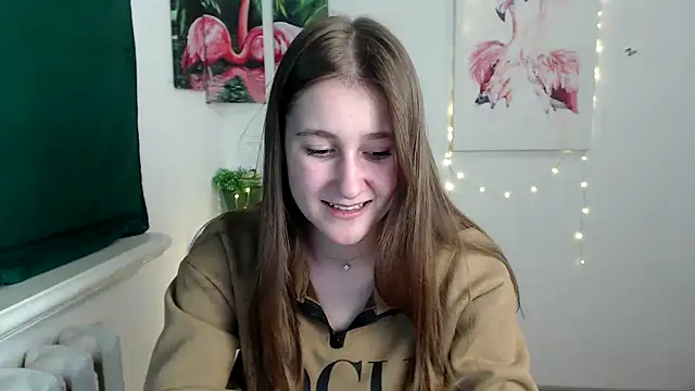 Snapshot of Milka_kamila chatting on 11.14.25 Milka kamila online show from 11.14.25